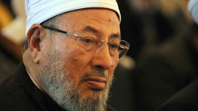 الفتنة تطل برأسها من جديد.. القرضاوي يواصل هذيانه.. شيخ الفتنة يهاجم القوات المسلحة ويتطاول على الأزهر.. ويزعم: أعداء ثورة يناير تآمروا على المعزول منذ الشهر الأول