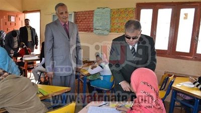 بالصور.. محافظ الفيوم يتفقد لجان امتحانات الشهادة الابتدائية