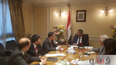 وزير قطاع الأعمال يستقبل وفدا صينيا لبحث التعاون في الصناعات الثقيلة