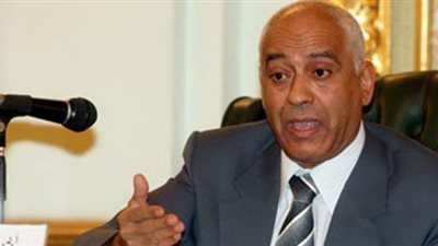 نظر تجديد حبس مستشار وزير المالية بتهمة الرشوة.. اليوم