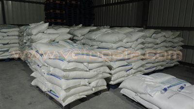 أول صور لضبط ٧٠٠ طن سكر بفيلا في أبو النمرس