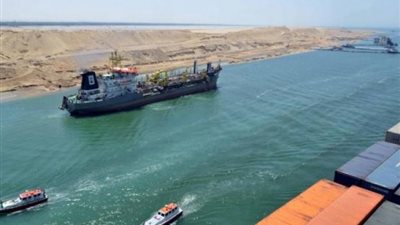 قناة السويس تكشف حقيقة تعرض سفينة لمضايقات