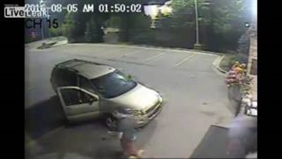 بالفيديو.. لحظة سرقة شاب لصندوق التبرعات من داخل كنيسة