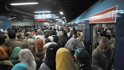 بالفيديو.. سيولة مرورية على أغلب الطرق والمحاور بالقاهرة