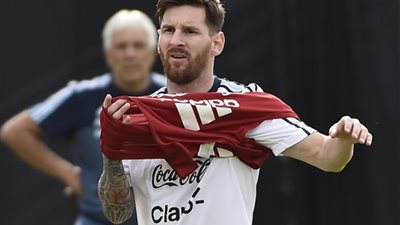 بالصور.. «ميسي» يشارك في تدريبات الأرجنتين قبل مواجهة بنما