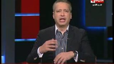 بالفيديو.. حركة غريبة من تامر أمين بسبب الطفل السوري «إيلان»