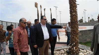 غرامة 500 جنيه لإلقاء القمامة بميدان عبدالمنعم رياض بالفيوم