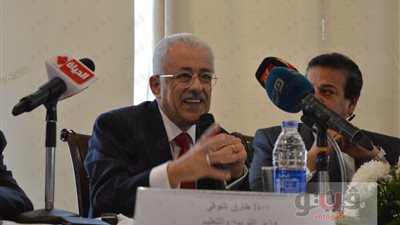 وزير التعليم: نظام البوكليت فكرة «عبيطة»