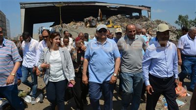 وزير البيئة يتفقد أعمال رفع التراكمات بالإسكندرية