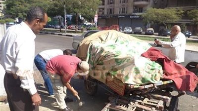 بالصور.. حملة لرفع الإشغالات بحي مدينة نصر