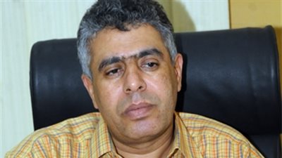 عماد الدين حسين: التراجع عن قانون الضرائب يفقد الدولة هيبتها