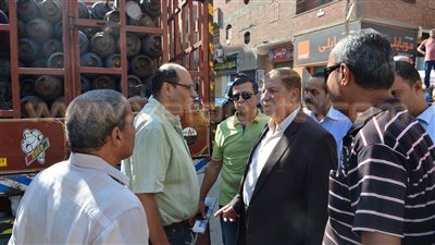 بالصور.. انطلاق حملة السيارات المتنقلة لبيع السكر في الإسماعيلية