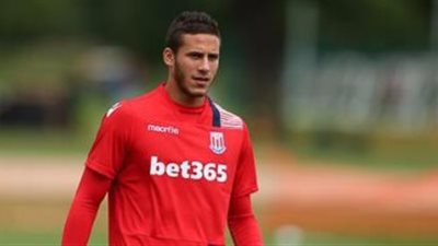 رمضان صبحي يستلم منزله الجديد بمدينة ستوك الإنجليزية