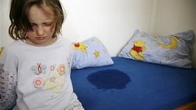 أفضل الطرق العشبية لعلاج التبول اللاإرادي لدى الأطفال