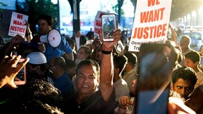 الصحافة الأجنبية: تظاهرات مسلمي أمريكا للتنديد بمقتل إمام مسجد