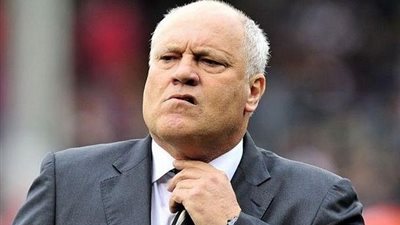 أبناء الأهلي يضعون روشتة للخروج من الأزمة.. مجلس الإدارة واللاعبون والمدرب يتحملون مسئولية الإخفاق.. غياب الروح وراء تراجع الأداء.. «يول» ضعيف الشخصية وليس لديه جديد.. و«جوزيه» و&#