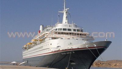 وصول ومغادرة 1099 راكبا لميناء نويبع