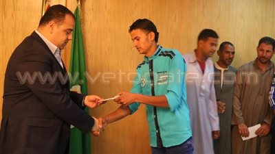 بالفيديو.. قطعة أرض وقرض يسير لكل شاب من المخططفين العائدين