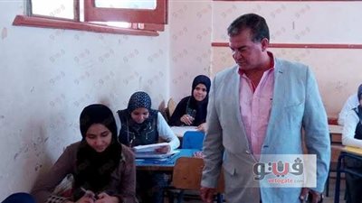 استبعاد رئيس لجنة امتحان الشهادة الإعدادية بمدرسة الفيوم الحديثة