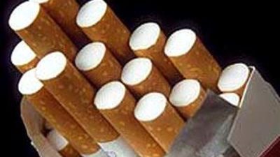 إحباط محاولة تهريب سجائر بـ 25 ألف جنيه من المطار