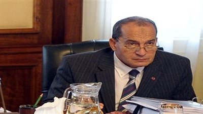 «الزراعة» تشكل لجانا لمكافحة مرض العفن الأسود في المانجو