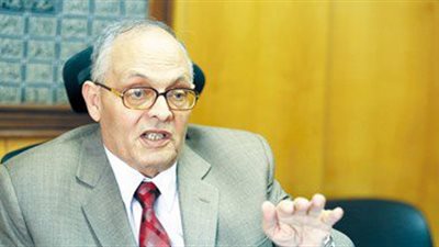 «القابضة الكيماوية»: العمال الثروة الحقيقية لقطاع الأعمال العام