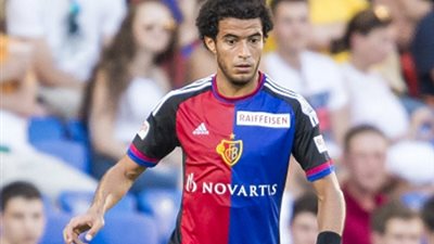 عمر جابر على مقاعد بدلاء «بازل» أمام باريس بدوري أبطال أوروبا