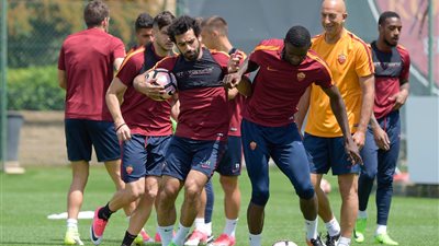 بالصور.. صلاح يواصل الاستعداد مع روما لمواجهة يوفنتوس