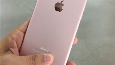 تسريب صور «آي فون7 بلس» باللون الذهبي الوردي وبكاميرا مزدوجة