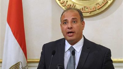 نائب محافظ الإسكندرية تتفقد صوامع القمح