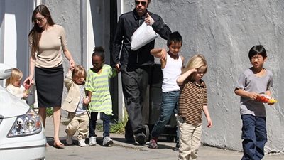 براد بيت محروم من ابنه مادكوس منذ طلاقه من أنجلينا جولي