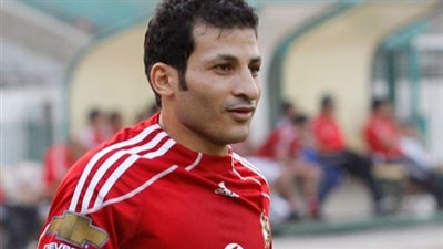 معوض يغادر الأهلي بعد تأكد غيابه عن رحلة كوت ديفوار