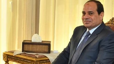 أول إنذار على يد محضر للرئيس السيسي يطالبه بعزل 90 ألف قاضٍ