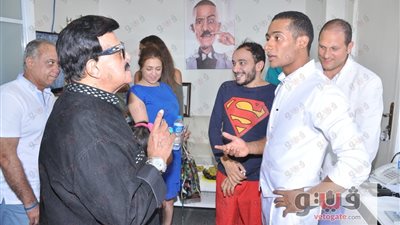 بالصور.. محمد رمضان يستقبل سمير غانم ولوسي في مسرحية «أهلا رمضان»