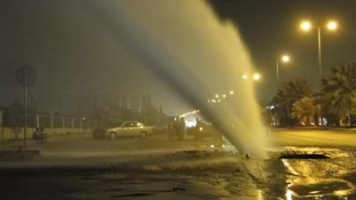 انفجار مفاجئ في خط المياه الرئيسي بأسيوط