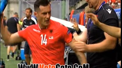 بالفيديو.. غضب «شاكا» لاعب ألبانيا بعد استبداله أمام سويسرا