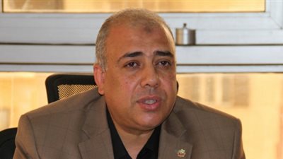 فضالي: صرف مكافأة عمال المترو في يد «السكة الحديد»