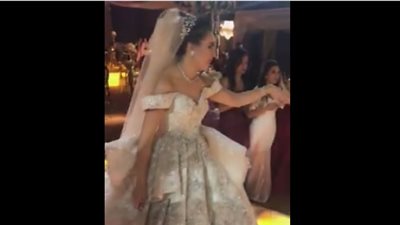 بالفيديو.. رد فعل عروس رقصت صديقاتها على أغنية شعبية