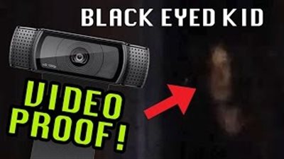 بالفيديو.. لقطات مرعبة لشبح طفل بعيون سوداء يحدق من نافذة