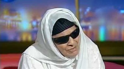 نجل الحاجة زينب: والدتي لا تمانع في تصوير إعلان جديد لـ «دعم مصر»