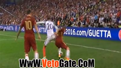 بالفيديو.. حارس روسيا يحرم «رونى» من هدف التقدم لإنجلترا