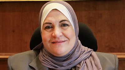 4 آلاف جنيه متوسط الأجور بالقابضة للسياحة