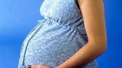 4 أضرار تصيب الجنين عند صوم الأم في الثلث الأول من الحمل