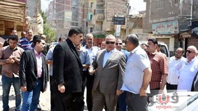 بالصور.. محافظ الشرقية يتفقد «بحر مشتول» بالزقازيق