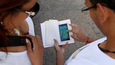بالفيديو والصور.. حمى البوكيمون تصل فنزويلا وترفع معدلات سرقة الهواتف