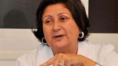 الحكم على مؤمنة كامل لاتهامها بسب قاض.. اليوم