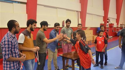 بالصور.. نجوم الأهلي والزمالك في مباراة «رسالة» لمرضى السرطان