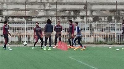 بالصور.. تدريبات المقاصة على ملعب «حمداني حسونة» بالجزائر