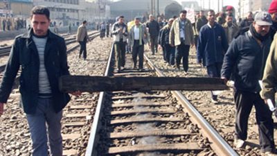 ضبط سيارة محملة بقضبان سكك حديدية مسروقة بالخانكة