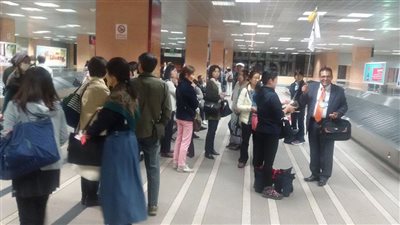 299 سائحا يابانيا يصلون مطار الأقصر